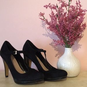 Franco Sarto T Strap Pumps, 8.5